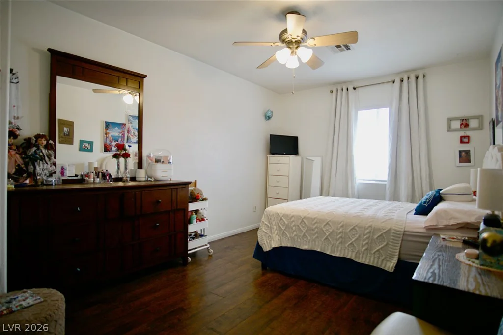 1912 Pyle, Las Vegas, NV 89183