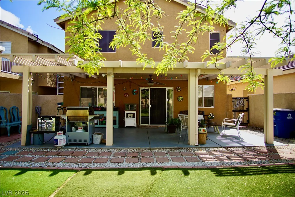 1912 Pyle, Las Vegas, NV 89183