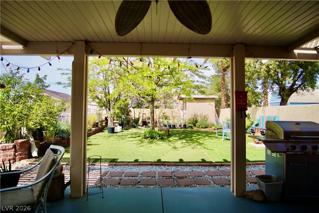 1912 Pyle, Las Vegas, NV 89183