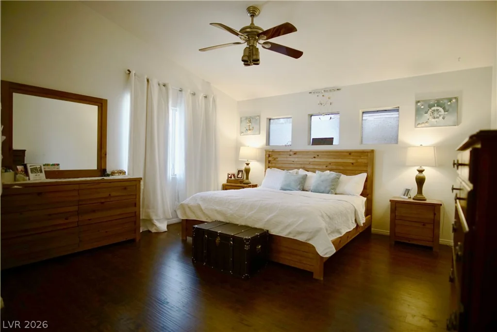 1912 Pyle, Las Vegas, NV 89183
