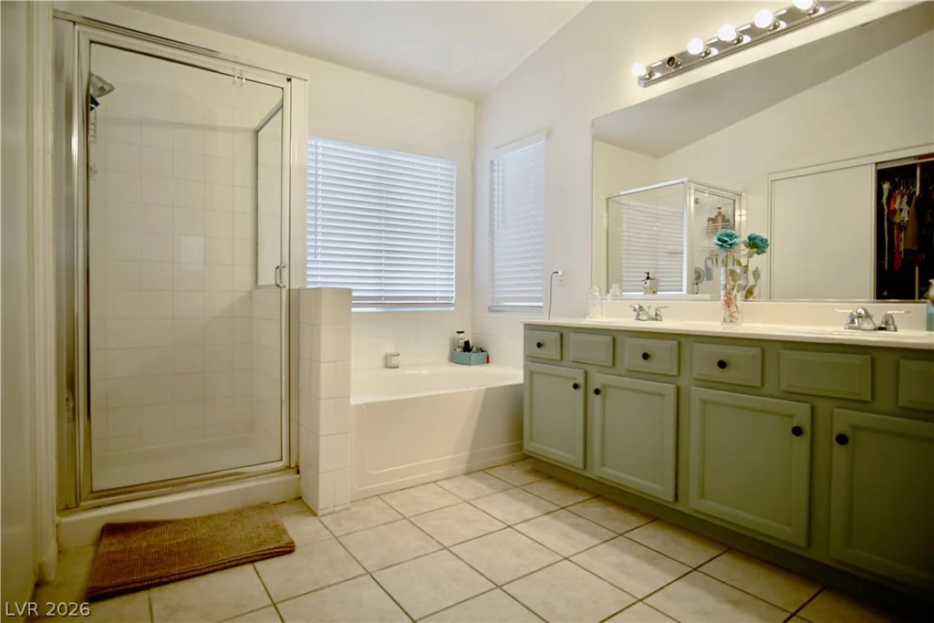 1912 Pyle, Las Vegas, NV 89183