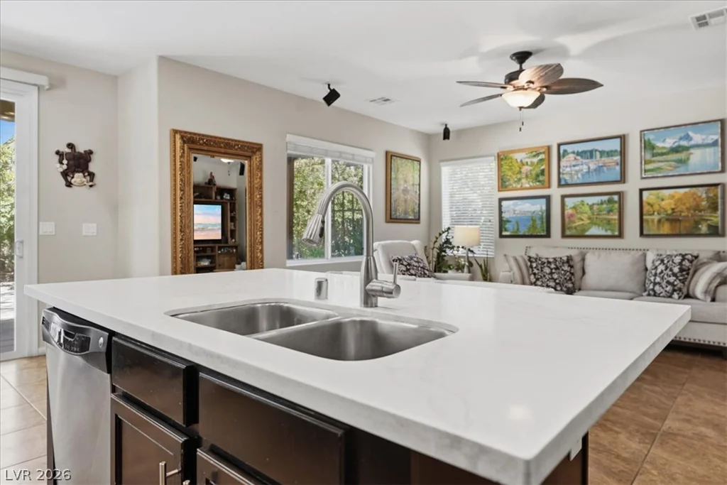 10231 Montes Vascos, Las Vegas, NV 89178