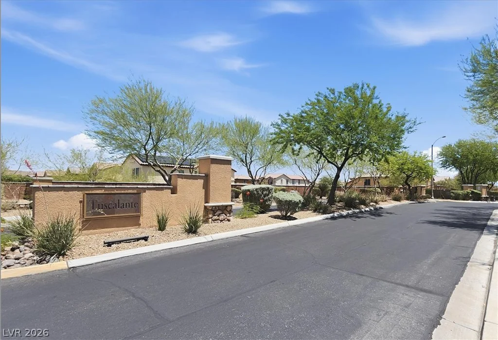 10231 Montes Vascos, Las Vegas, NV 89178