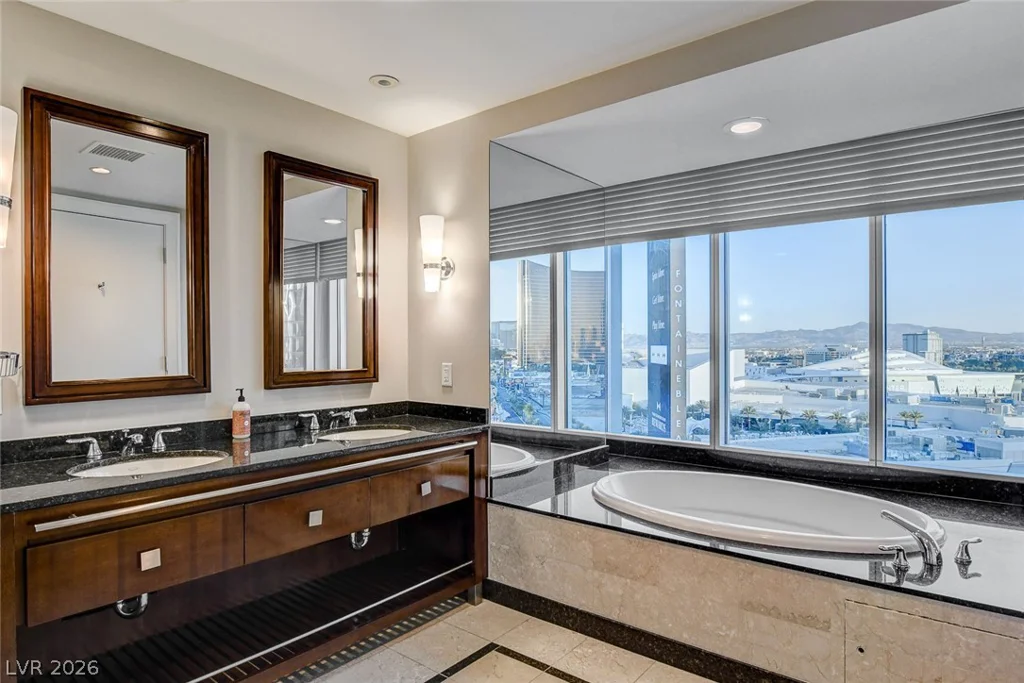 2700 Las Vegas, Las Vegas, NV 89109