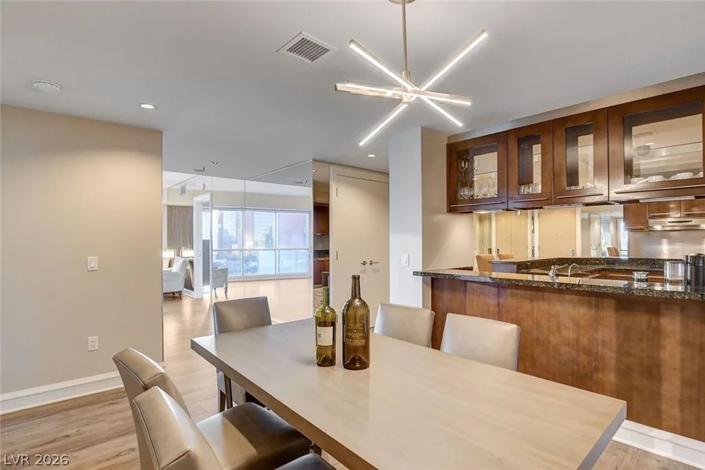 2700 Las Vegas, Las Vegas, NV 89109
