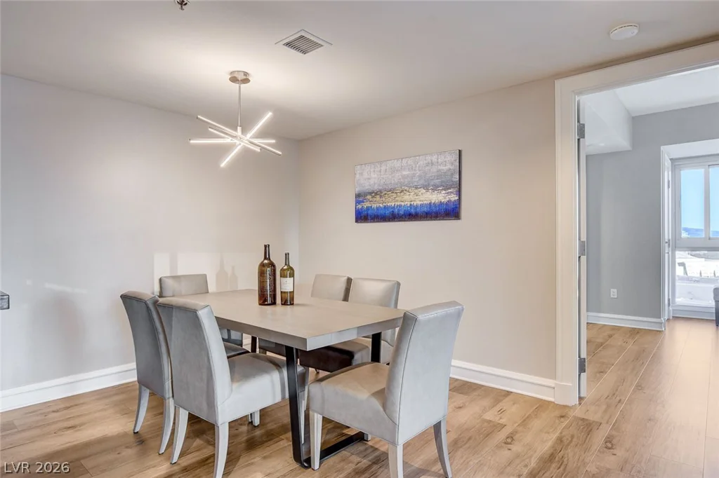 2700 Las Vegas, Las Vegas, NV 89109