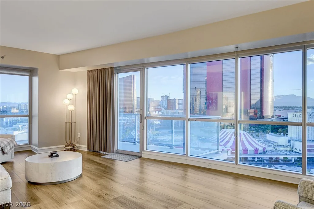 2700 Las Vegas, Las Vegas, NV 89109