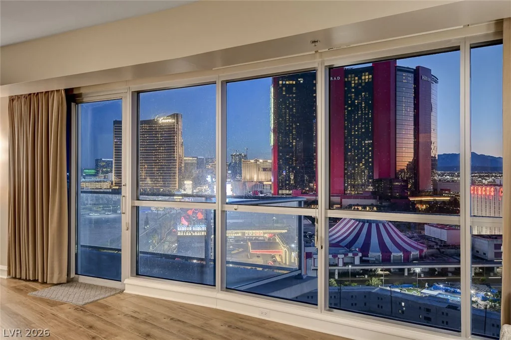 2700 Las Vegas, Las Vegas, NV 89109