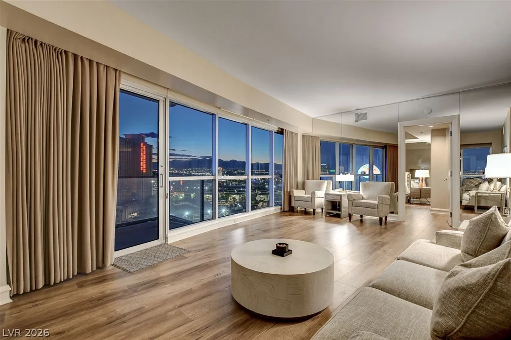 2700 Las Vegas, Las Vegas, NV 89109