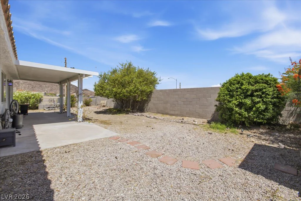 101 Aruba Isle, Henderson, NV 89002