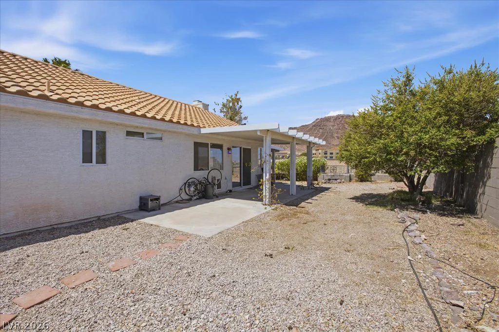 101 Aruba Isle, Henderson, NV 89002