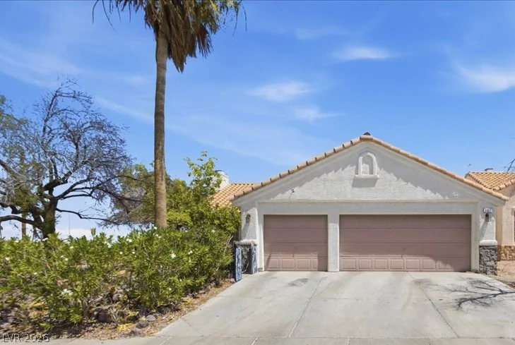 101 Aruba Isle, Henderson, NV 89002