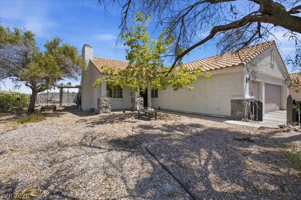 101 Aruba Isle, Henderson, NV 89002