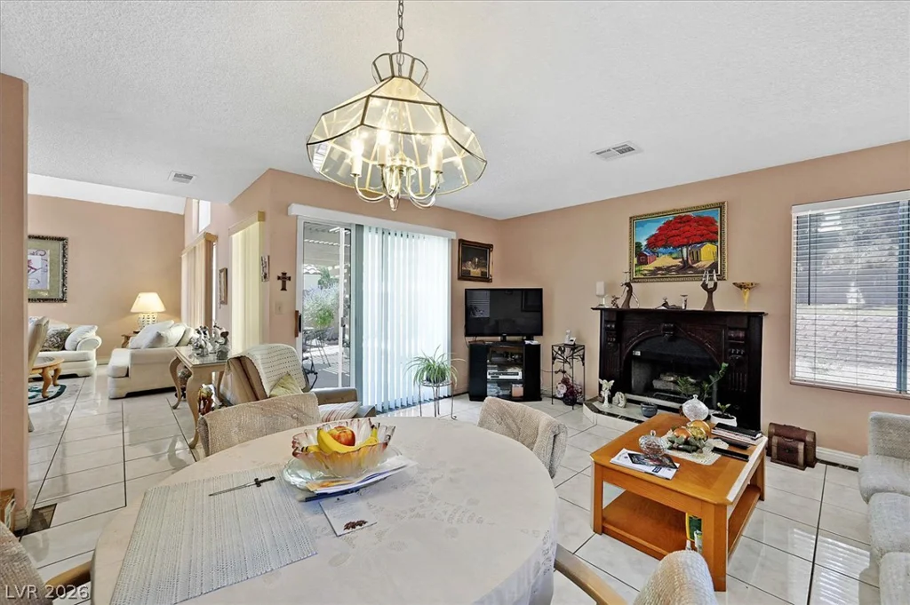 2721 Brienza, Las Vegas, NV 89117