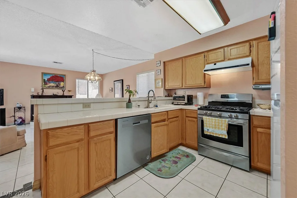 2721 Brienza, Las Vegas, NV 89117