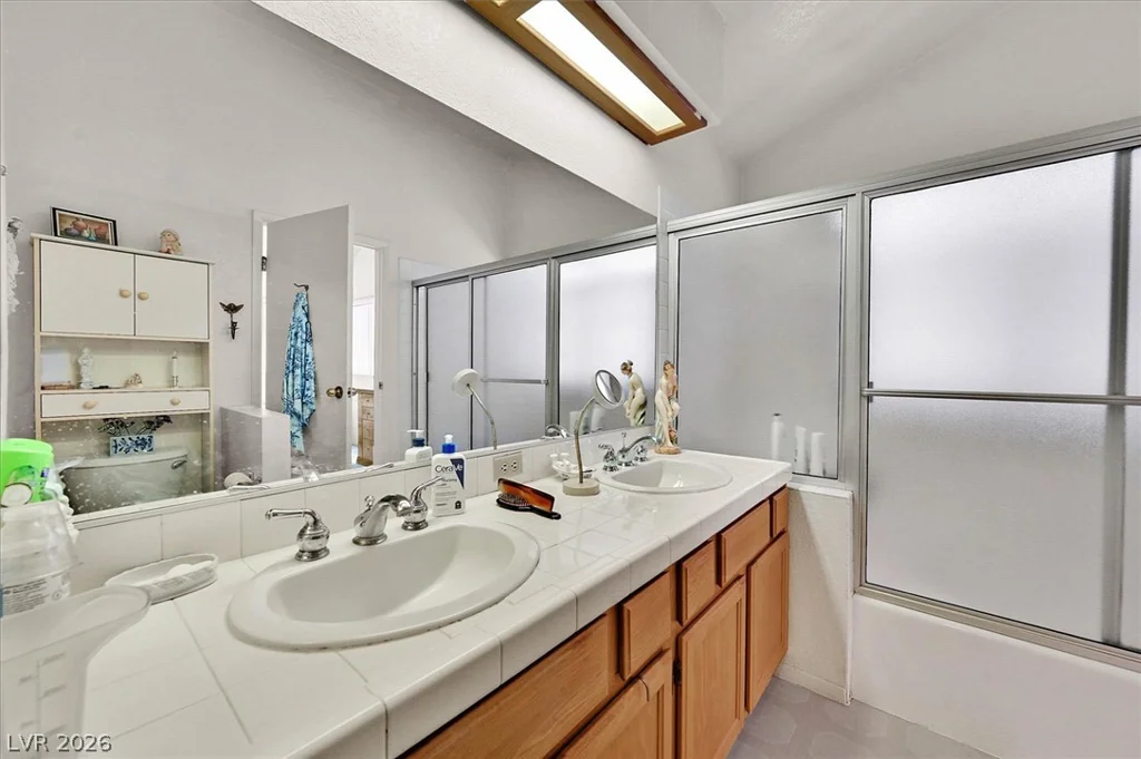 2721 Brienza, Las Vegas, NV 89117