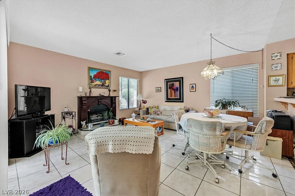 2721 Brienza, Las Vegas, NV 89117