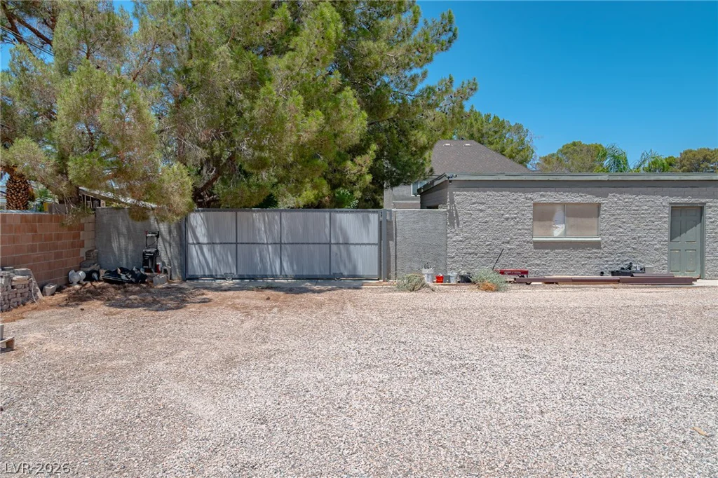 2925 Thurman, Las Vegas, NV 89120