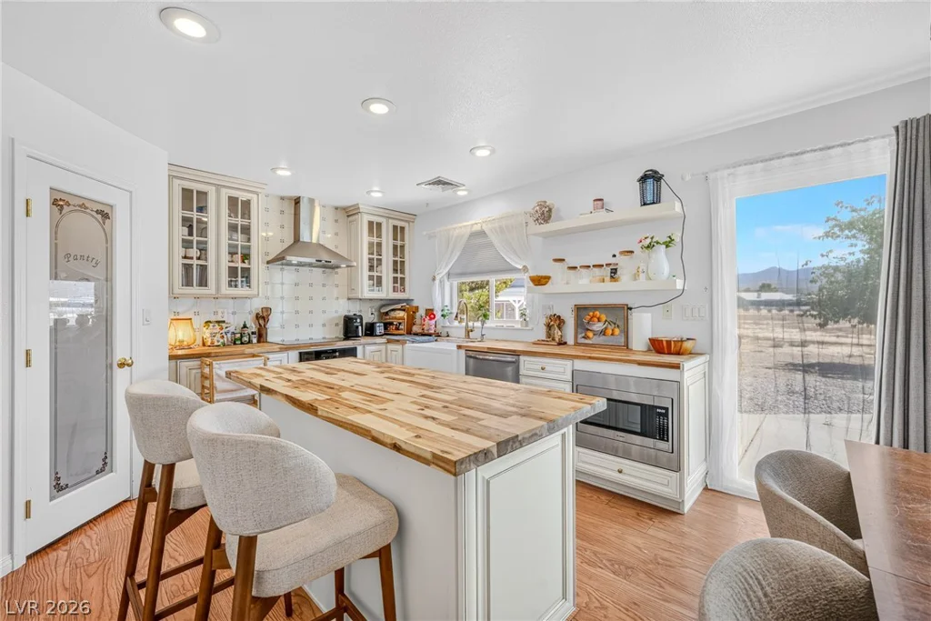 3121 Deacon, Pahrump, NV 89048