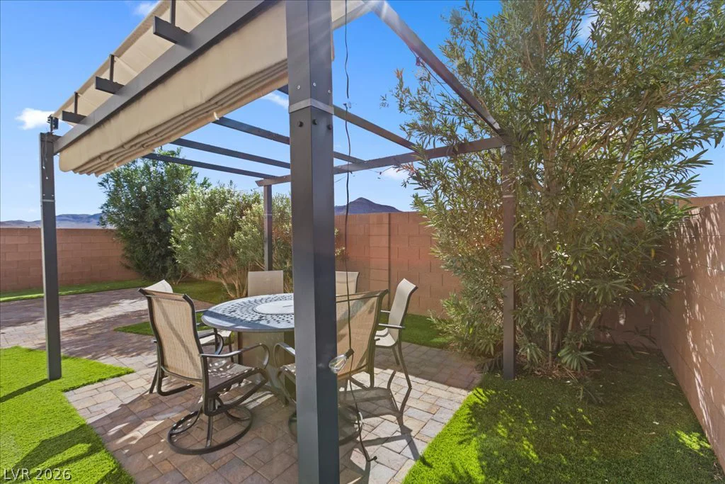10521 Giant Cardon, Las Vegas, NV 89179