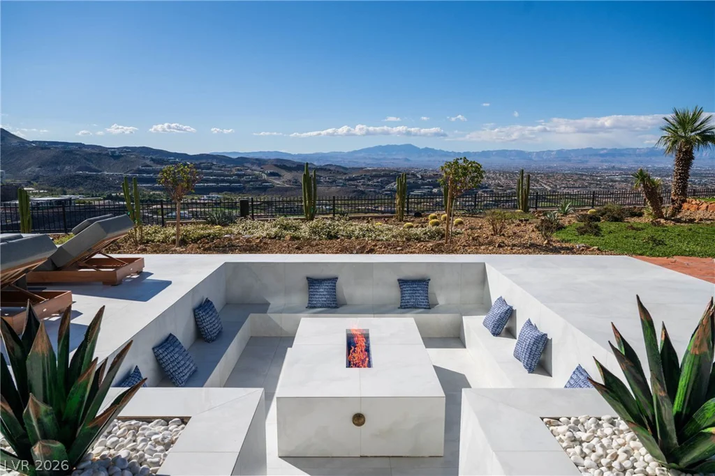 531 Cityview Ridge, Henderson, NV 89012