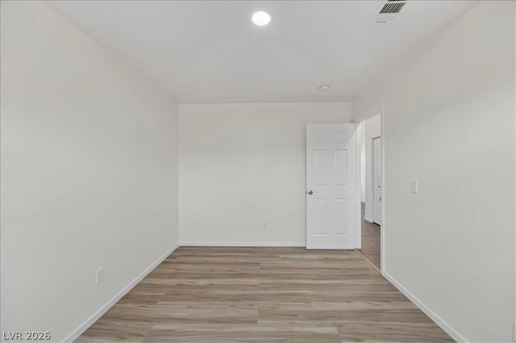 6516 Moon Roses, Las Vegas, NV 89108