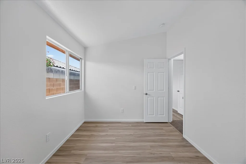 6516 Moon Roses, Las Vegas, NV 89108