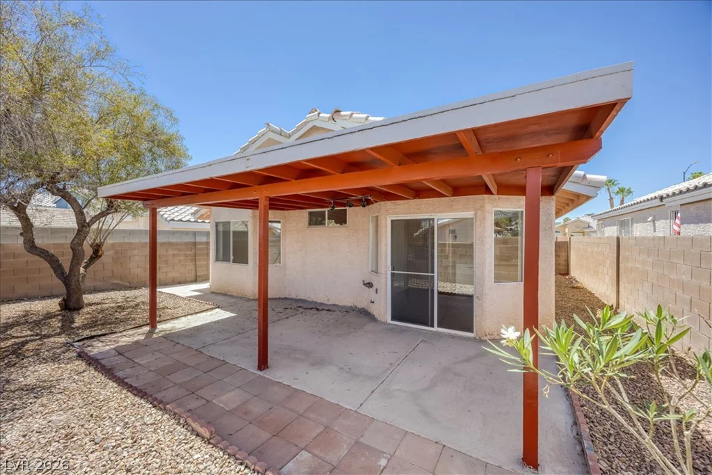 6516 Moon Roses, Las Vegas, NV 89108