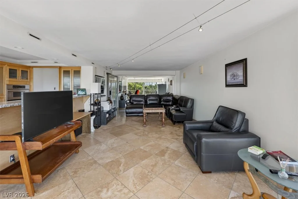 3111 Bel Air, Las Vegas, NV 89109