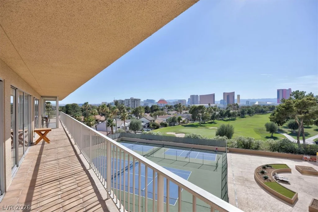 3111 Bel Air, Las Vegas, NV 89109