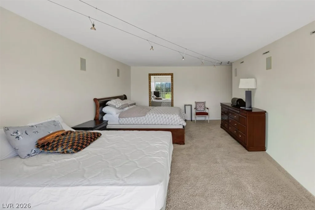 3111 Bel Air, Las Vegas, NV 89109