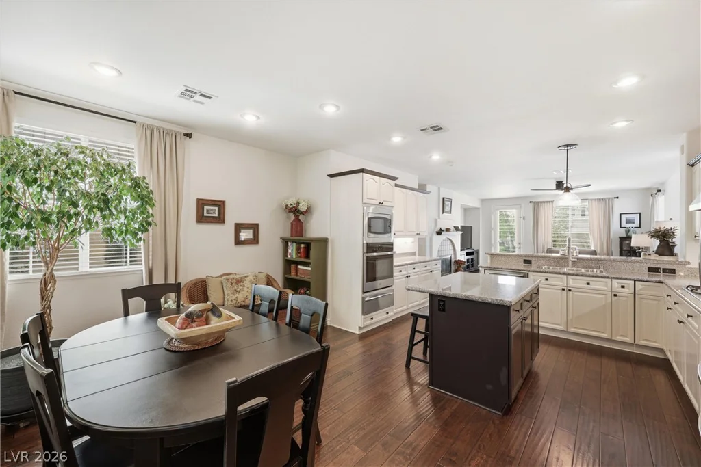 1360 Volturno, Henderson, NV 89052