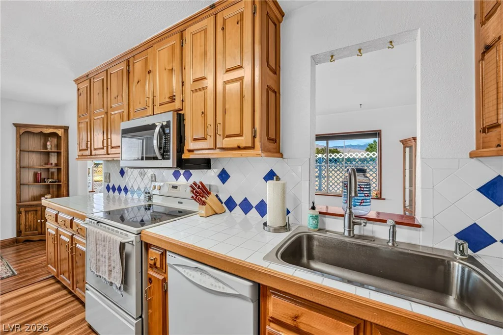 3861 Dart, Pahrump, NV 89060