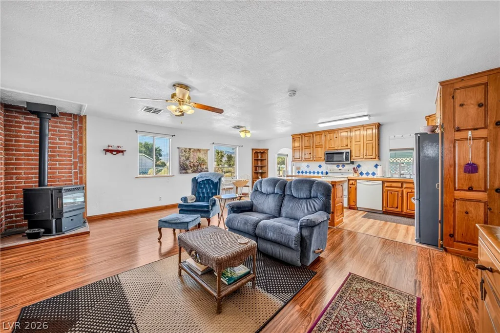 3861 Dart, Pahrump, NV 89060