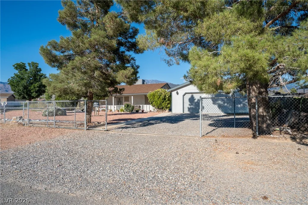 3861 Dart, Pahrump, NV 89060
