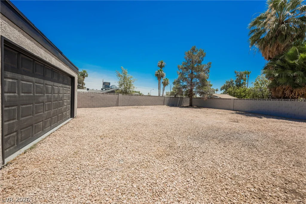 4816 Aveneda Sandia, Las Vegas, NV 89121
