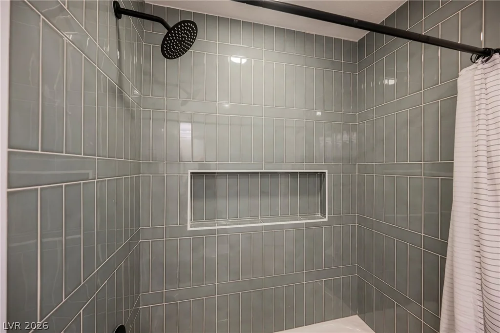 4816 Aveneda Sandia, Las Vegas, NV 89121