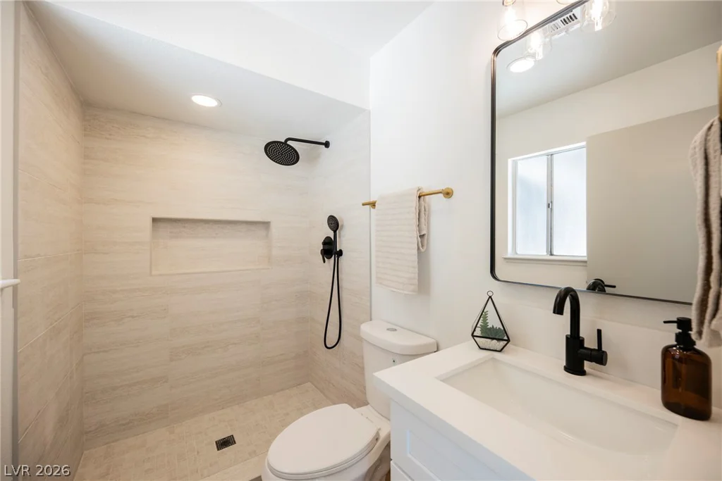 4816 Aveneda Sandia, Las Vegas, NV 89121