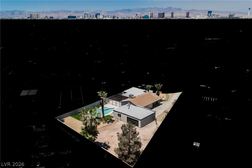 4816 Aveneda Sandia, Las Vegas, NV 89121