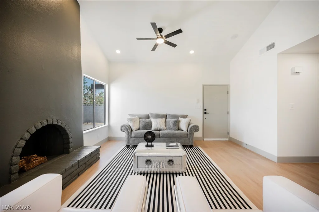 4816 Aveneda Sandia, Las Vegas, NV 89121