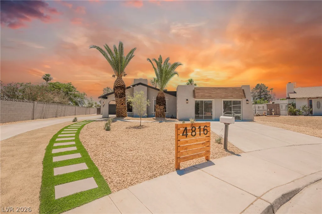 4816 Aveneda Sandia, Las Vegas, NV 89121
