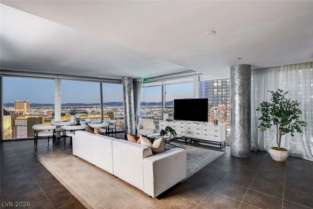 3726 LAS VEGAS, Las Vegas, NV 89158