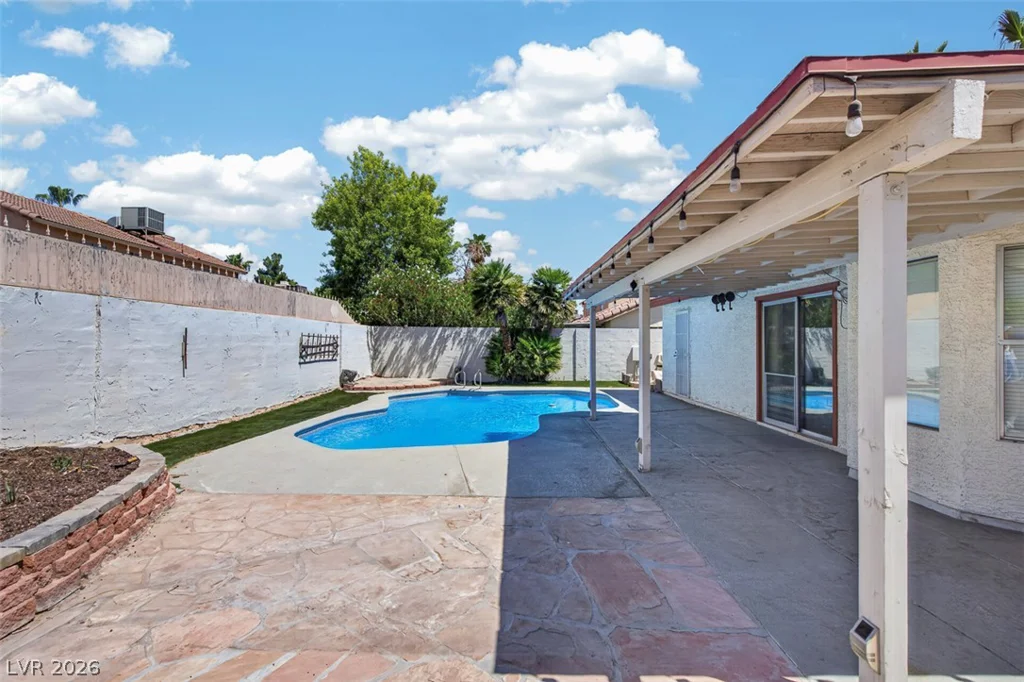 2609 Shakespeare, Las Vegas, NV 89108