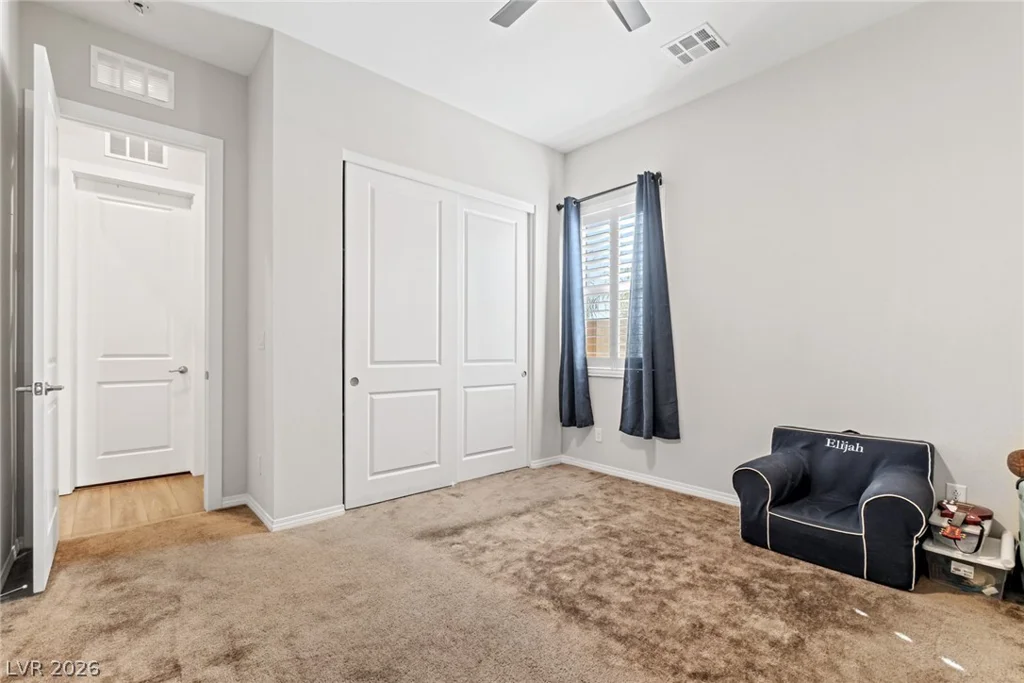 8657 Hartmont, Las Vegas, NV 89166