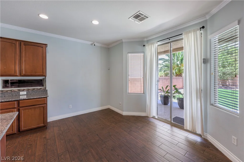 4128 Lancaster Falls, North Las Vegas, NV 89085