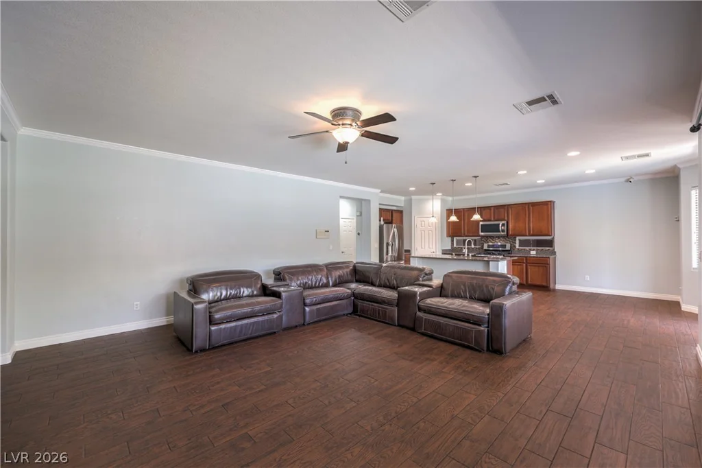 4128 Lancaster Falls, North Las Vegas, NV 89085