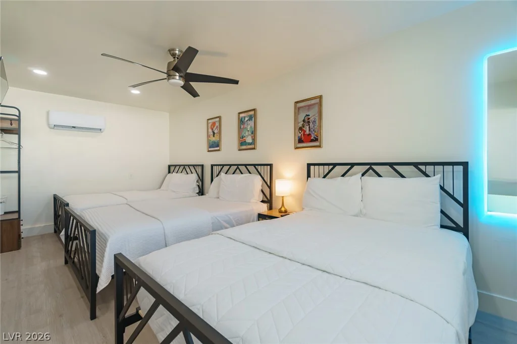 3080 Garnet, Las Vegas, NV 89121