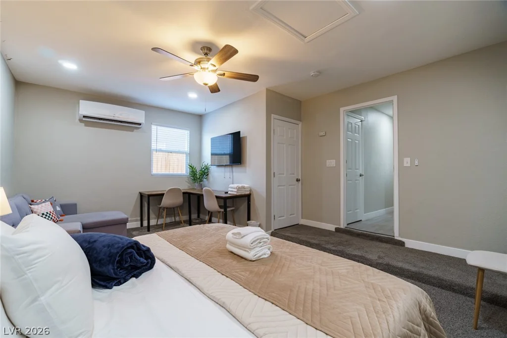 5551 Corral, Las Vegas, NV 89119