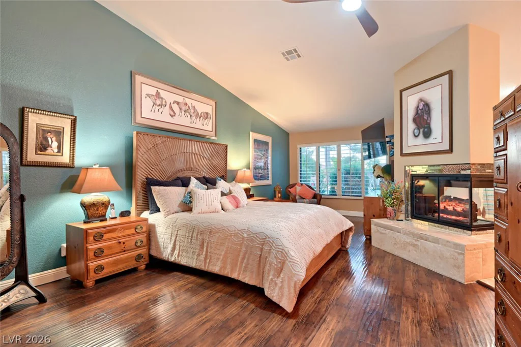 10005 Mahogany Grove, Las Vegas, NV 89117