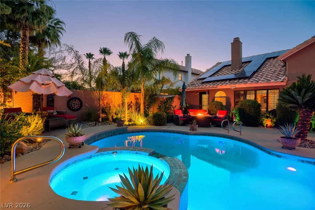 10005 Mahogany Grove, Las Vegas, NV 89117